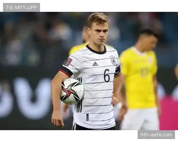 基米希凭借卓越传球视野，攻防转换中表现抢眼