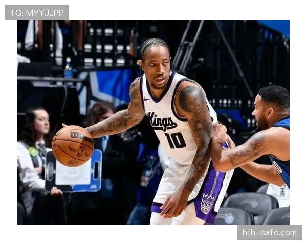 德罗赞连续得分爆发主导季后赛 单打效率明显高于巴特勒