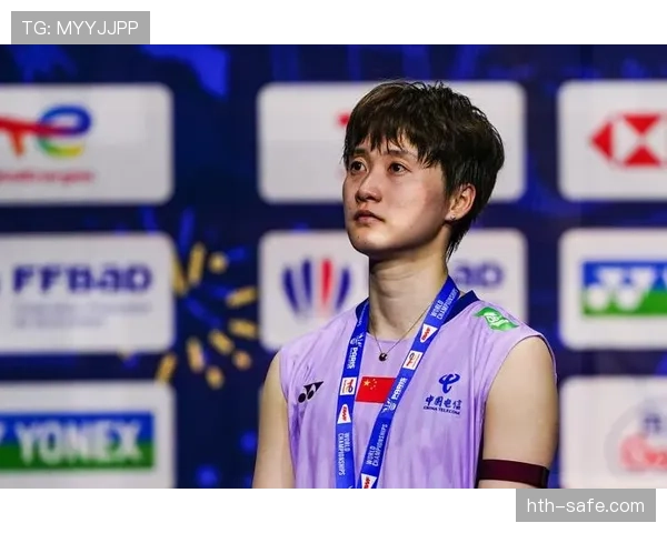 陈雨菲每天吃草训练12小时，结果代言费买包眼都不眨